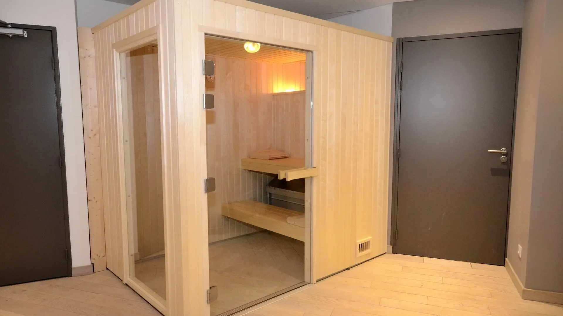 Confort 13 (adults Only) Hotel